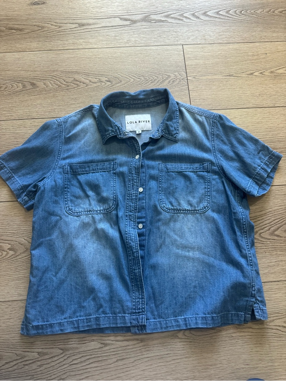 Lola River Women's Short-Sleeve Denim Button-Down Shirt - Blue